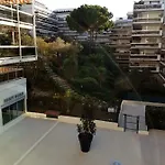 Tribuperez A Juan-antibes Apartment
