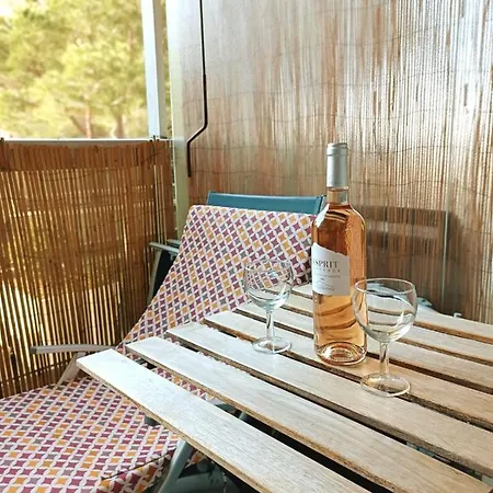 Tribuperez A Juan-antibes Apartamento