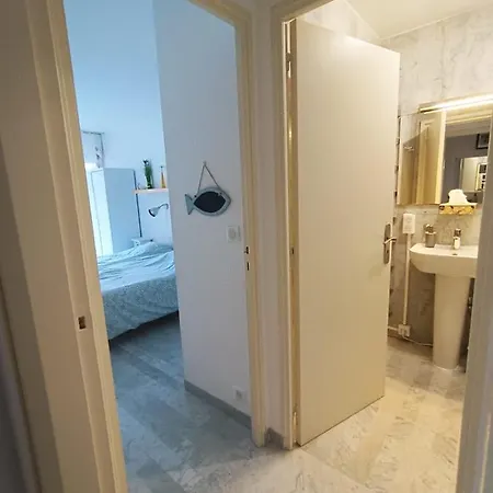 Tribuperez A Juan-antibes Apartment